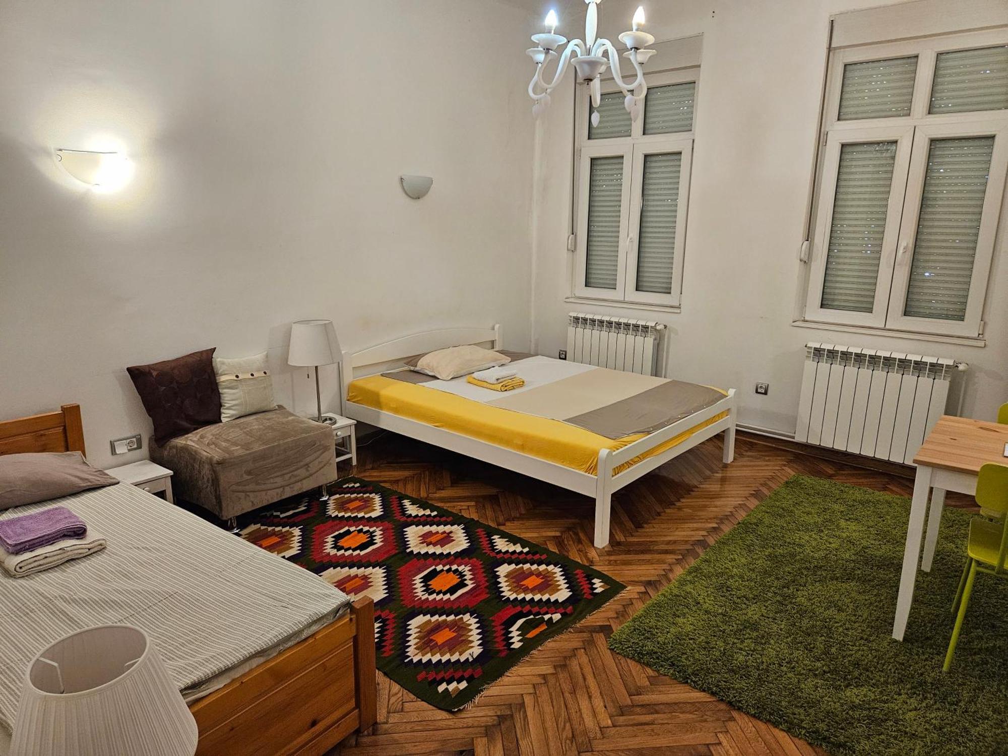 Cricket 2 Hostel Belgrado Esterno foto
